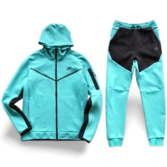 Tech Fleece