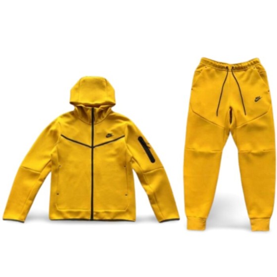 Tech Fleece