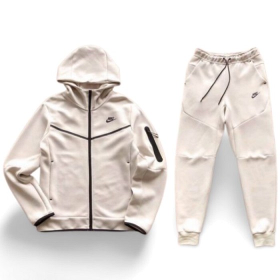 Tech Fleece
