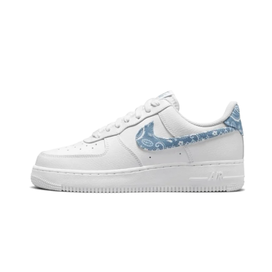 07 Essential White Worn Blue Paisley