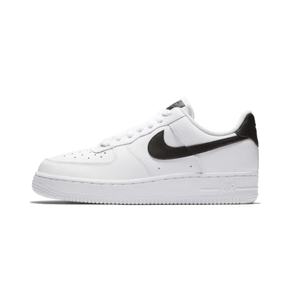 07 White Black Pebbled Leather